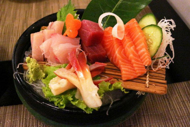 cách ăn sashimi