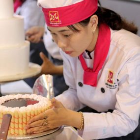 Nhu Cầu Tuyển Nhân Viên Học Làm Bánh Tăng Mạnh Trong 2018