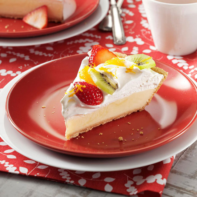 Sour cream giúp món bánh thêm phần hấp dẫn 
